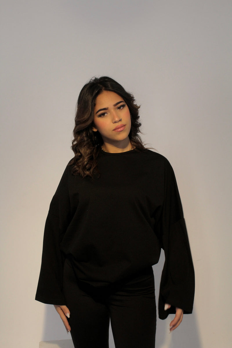 Laylo's Black Tee Long sleeve