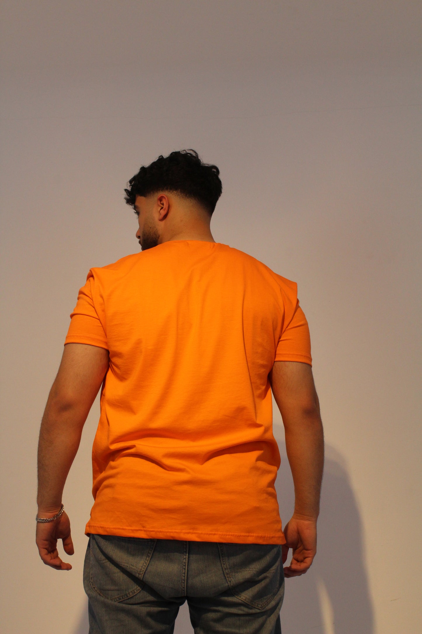 Minimal Orange Tee short sleeve unisex