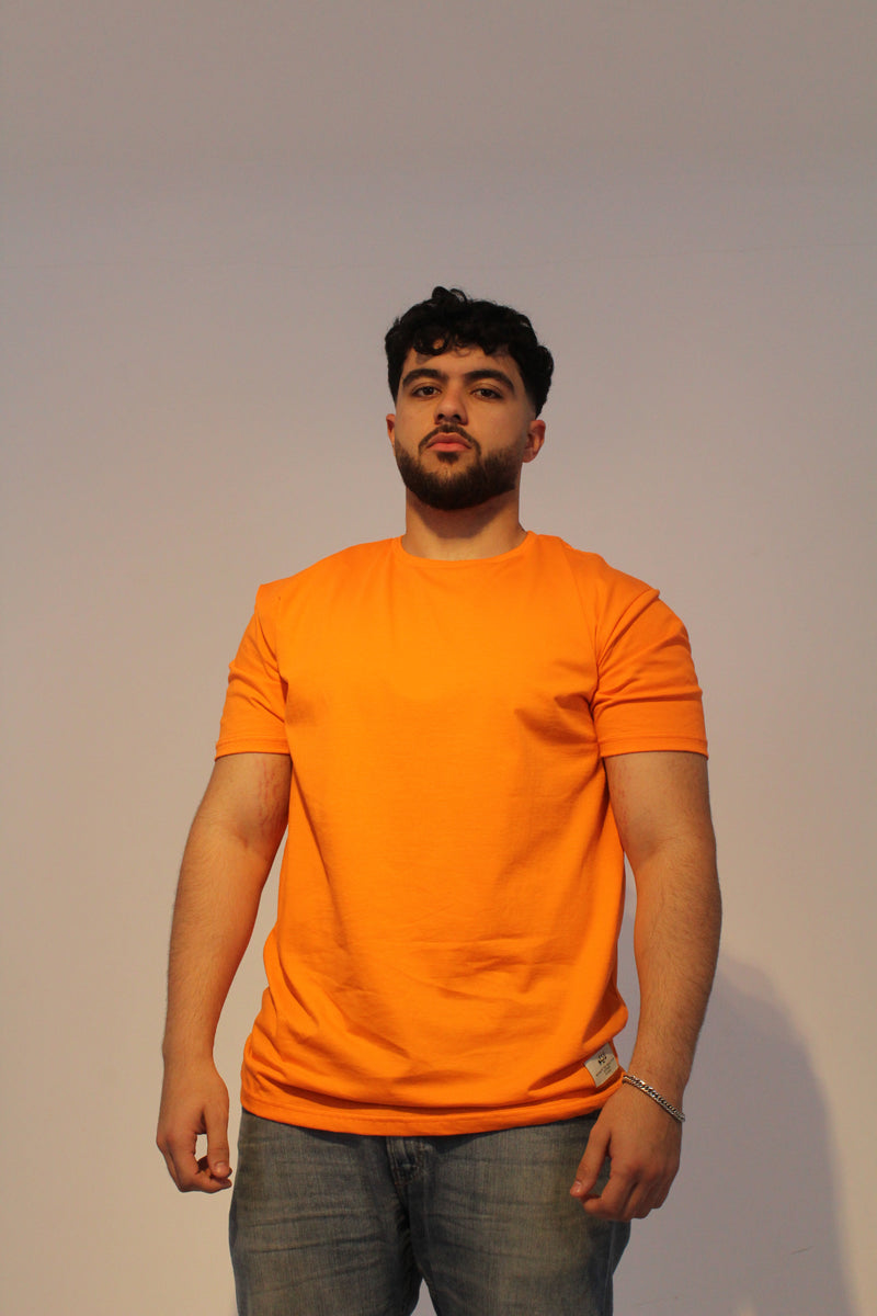 Minimal Orange Tee short sleeve unisex