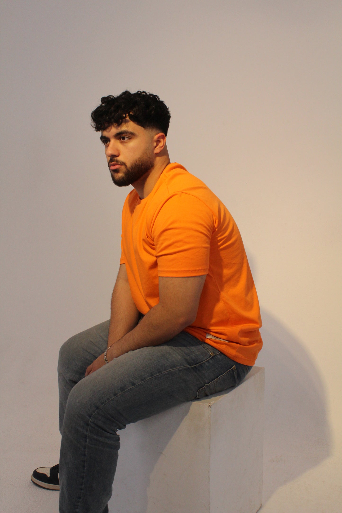 Minimal Orange Tee short sleeve unisex