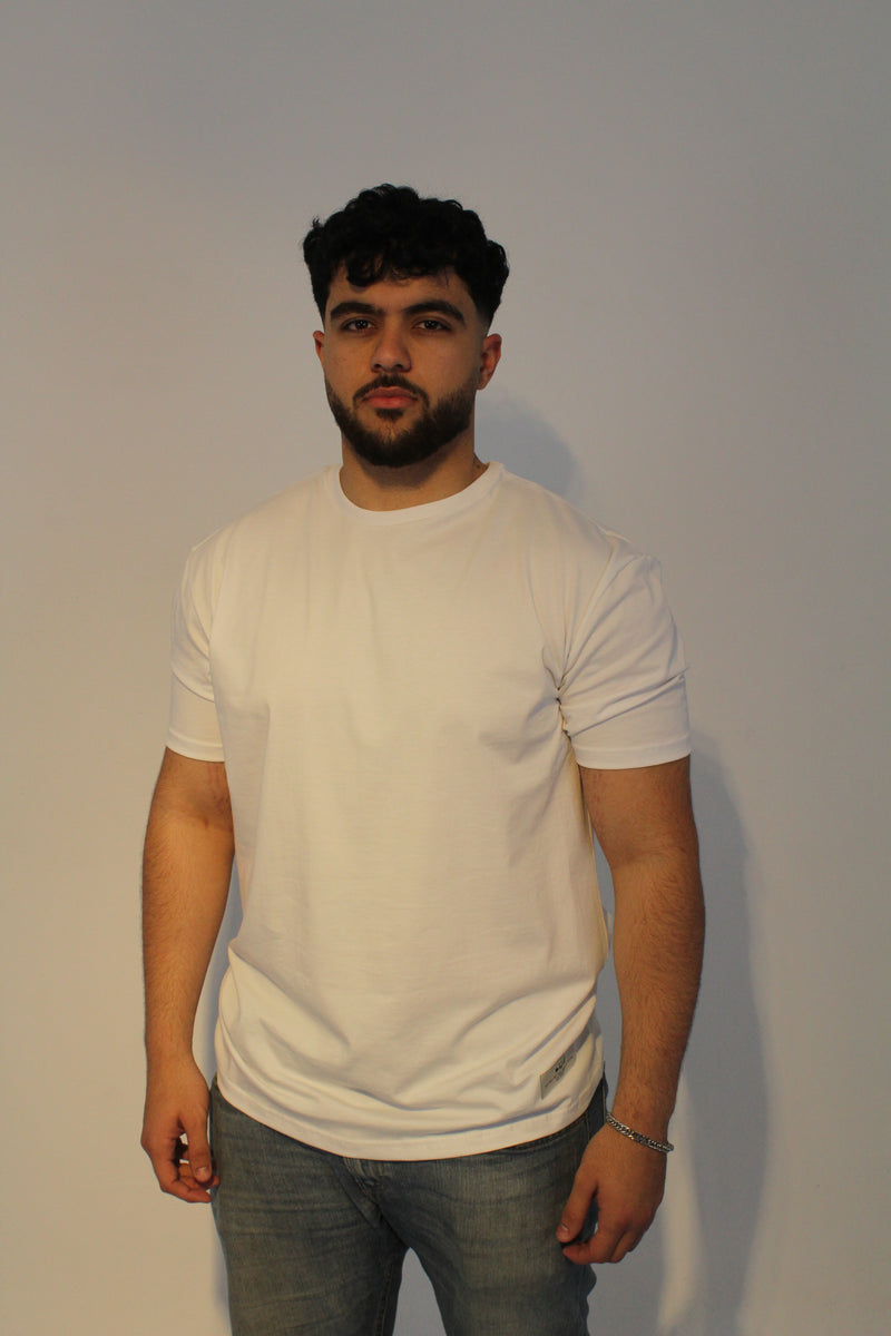 Laylo's White Tee Short sleeve unisex